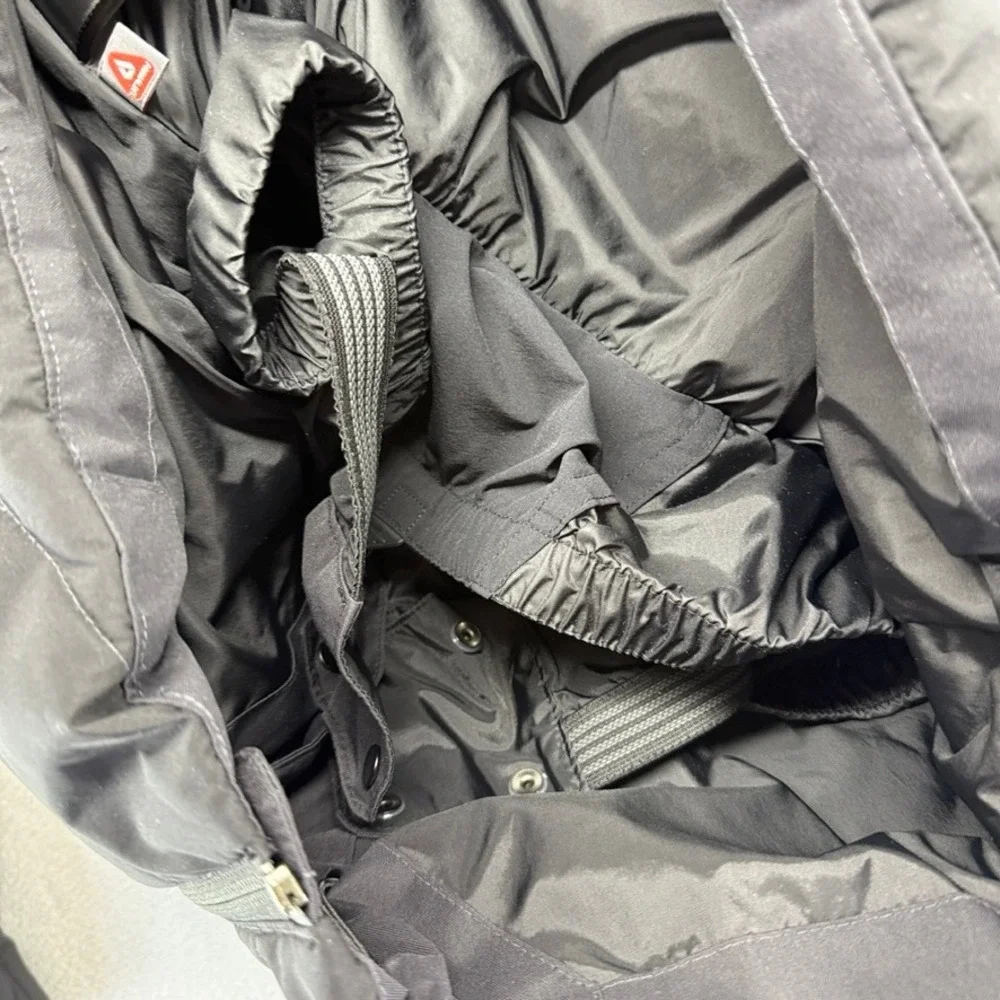 The North Face Puffer Jacket Womens Medium Black Gore Windstopper 550 Down